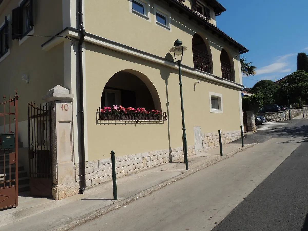 Apartments&Rooms Chiara Rovigno Affittacamere